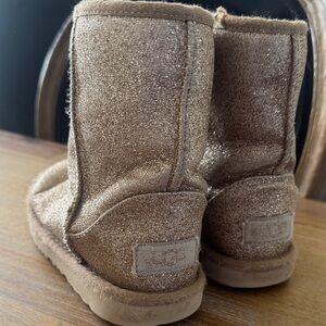 Size 11 UGG Sparkle Boots in Gold Washed